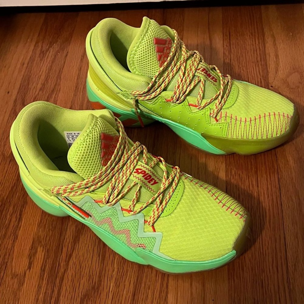 Adidas Donovan Mitchell Spidey Sense Basketball Shoes Big Kids' Size 5